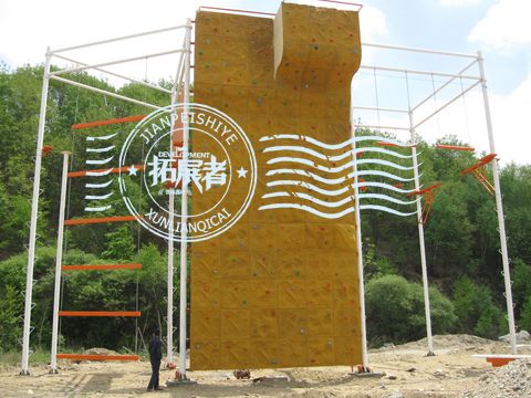 湖北省麻鄉(xiāng)約旅游公司本次引進的拓展器械
