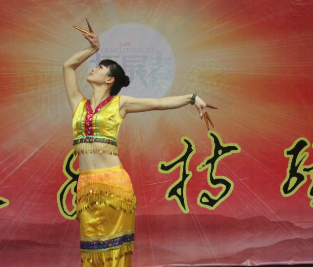 民族舞蹈《給你我的愛》